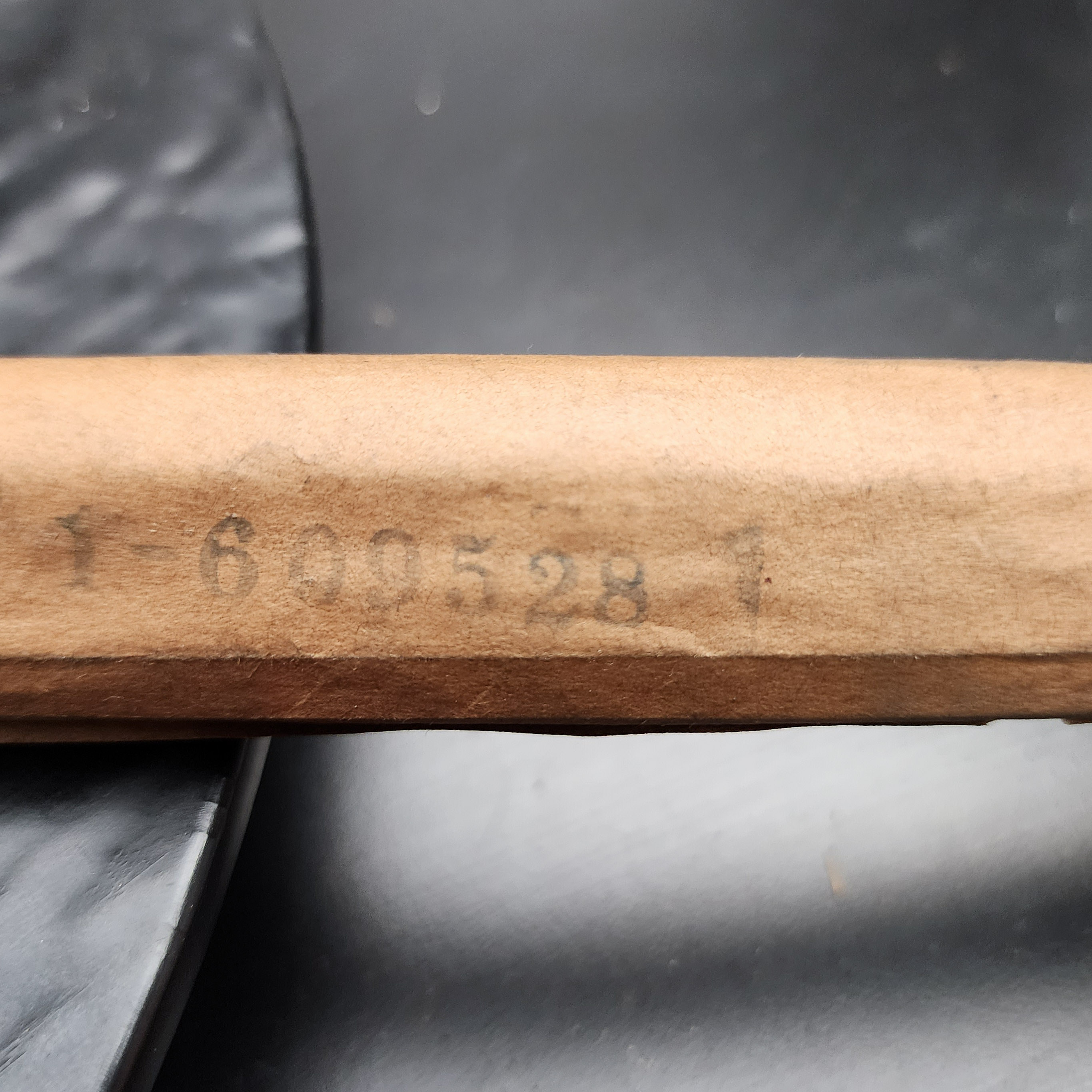 NOS GM CHEVY 609528 Original FABRIC LINED 1/2 X 36 Weatherstrip 1933-1939 - Picture 2 of 6